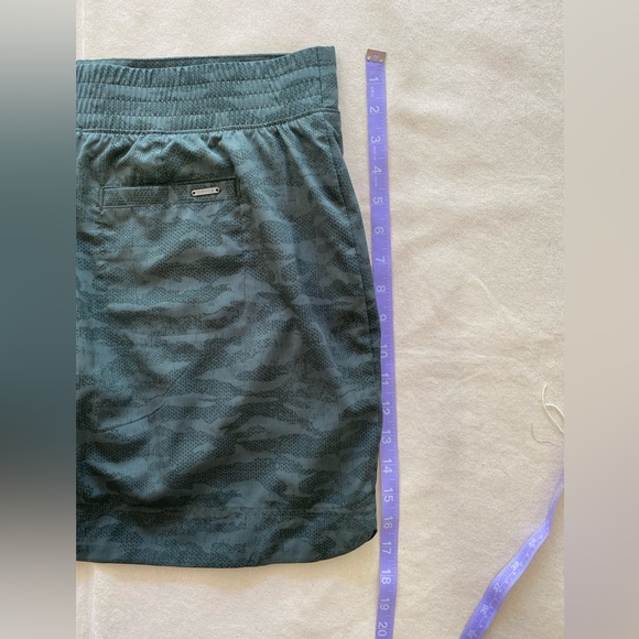 Orvis Active Skort Quick Dry Green Camouflage Lined Shorts Outdoor Casual Large - Picture 7 of 9